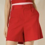Greta shorts red
