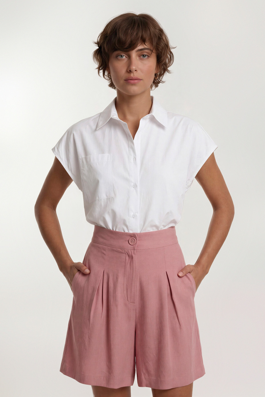 shorts-with-pleats-pink-57-04-066-0-930x1395 Pleated Shorts - Image 1