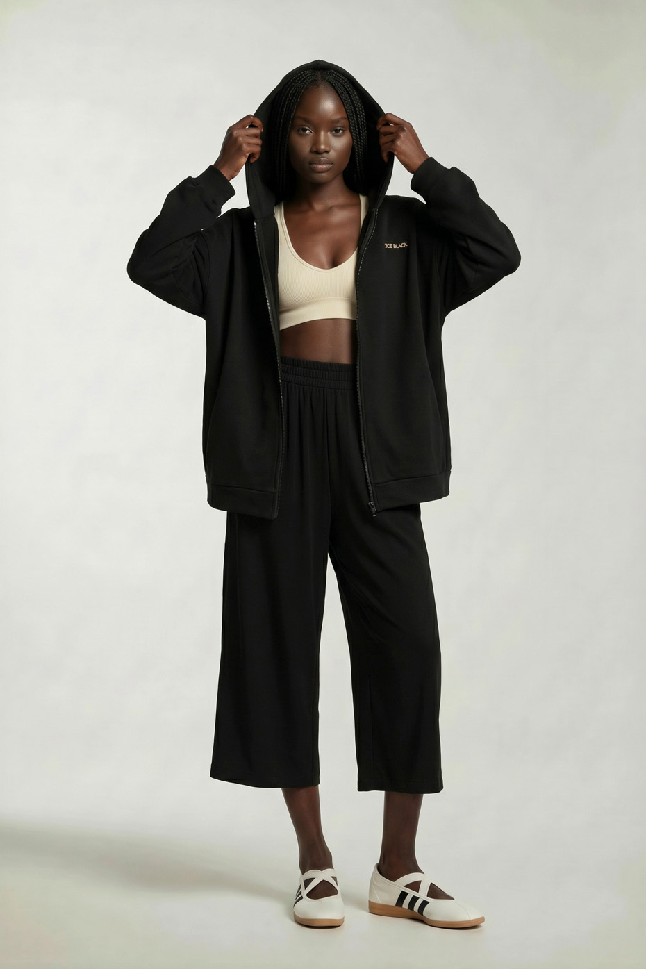56-43-003_BLACK_2-930x1395 Oversized ζακετα Zoe - Image 1