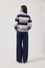 Wavy sweater - Image 2